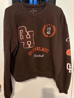 EMILY ROGGENBURK, Cleveland Varsity Chenille Sweatshirt - Brown, Size L, EUC